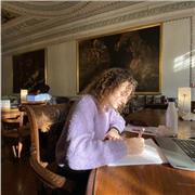 Offro ripetizioni di Italiano e Inglese, individuali online o in presenza. Offro inoltre aiuto compiti, e lezioni di Giapponese per principianti!